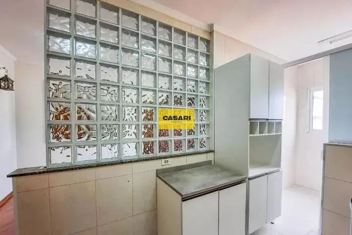 Apartamento à Venda e Locação no Centro de São Bernardo do Campo com 2 Dormitórios, Sacada - Foto 8