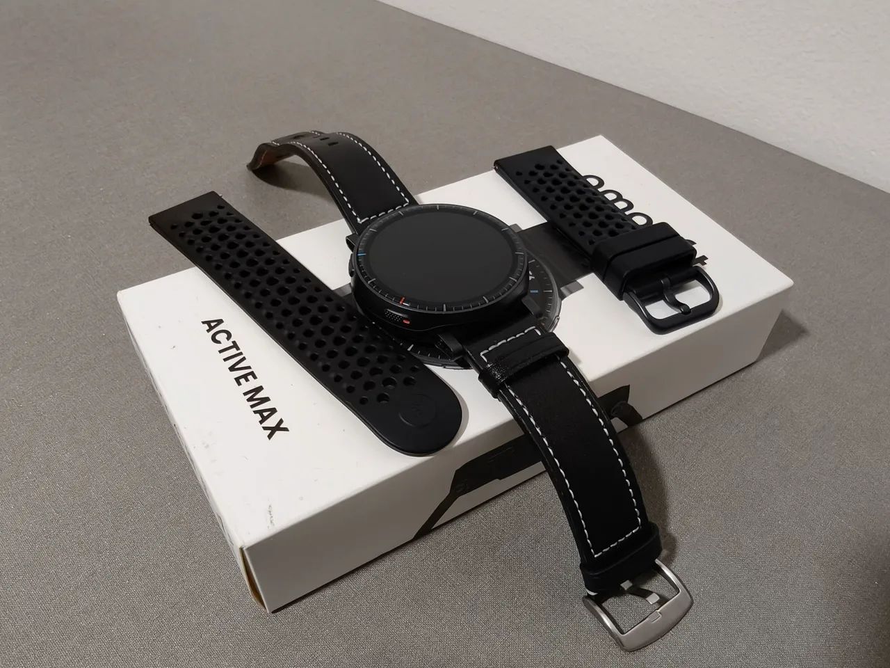 Amazfit Active Max novo com duas pulseiras  - Foto 3
