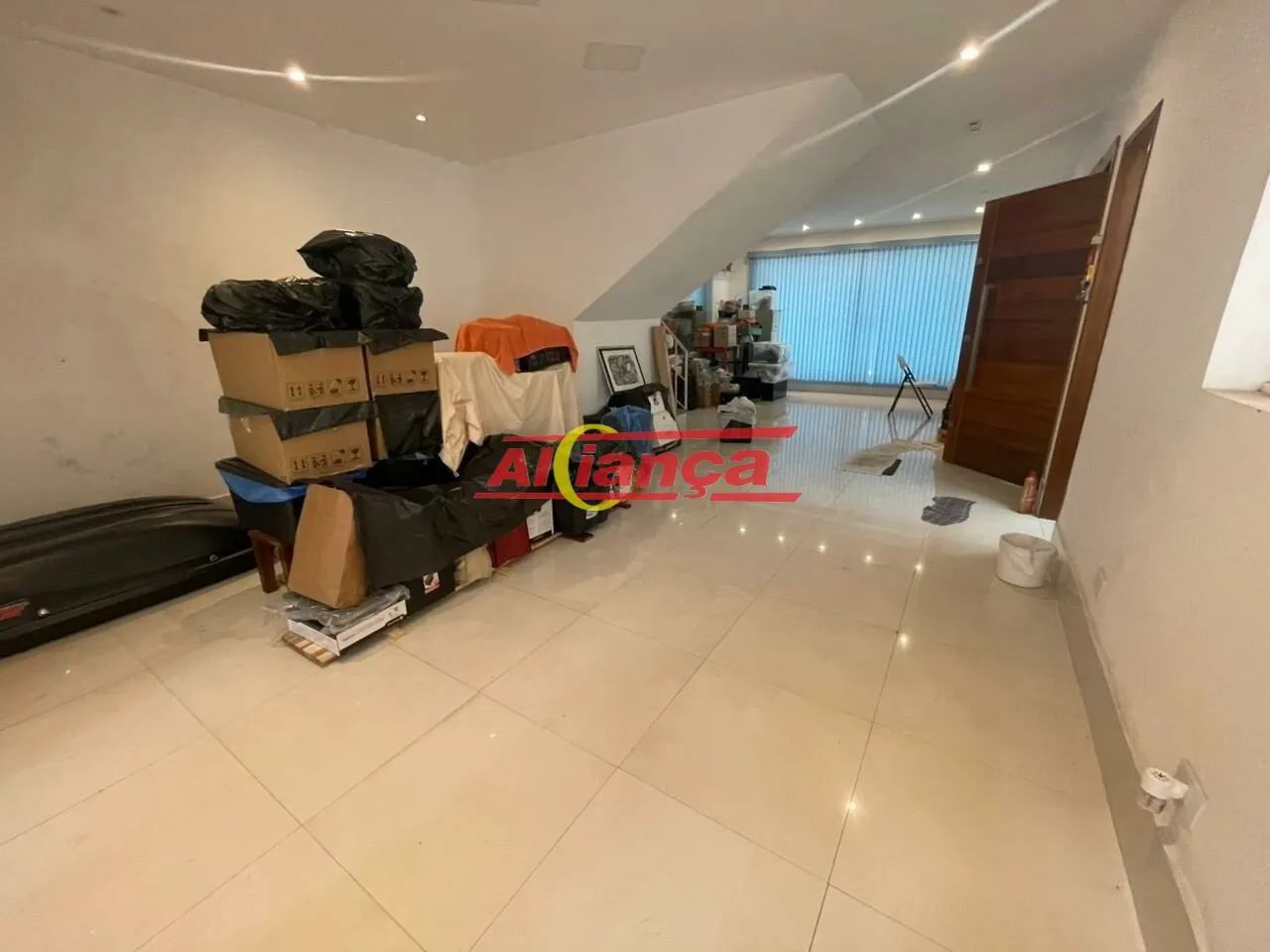 SOBRADO COM 3 SUÍTES - CHÁCARA SÃO LUIS - GUARULHOS/SP - Foto 4