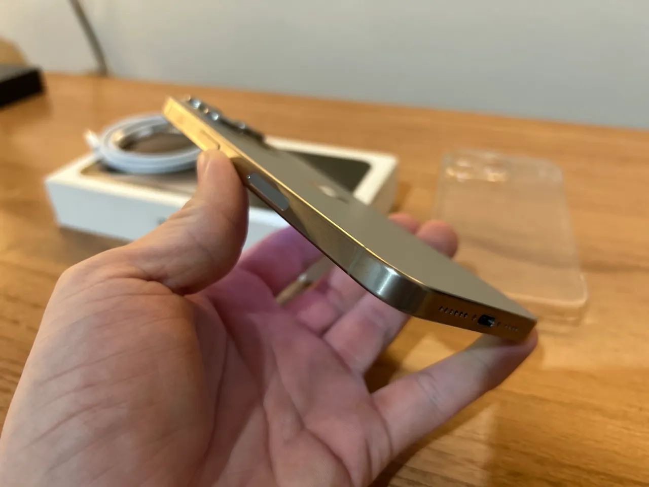 iPhone 15 Pro Max Titanium - Foto 2