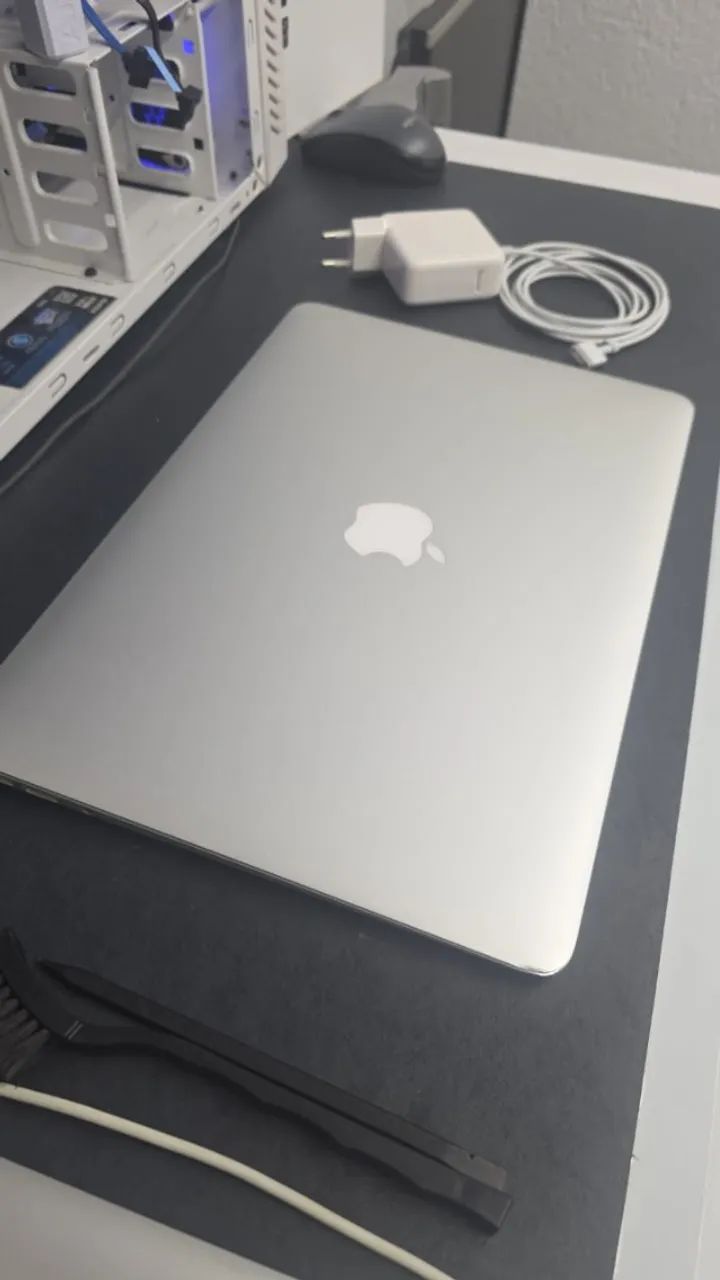 Macbook Air 5 8GB SSD M.2 500GB A1466 2015