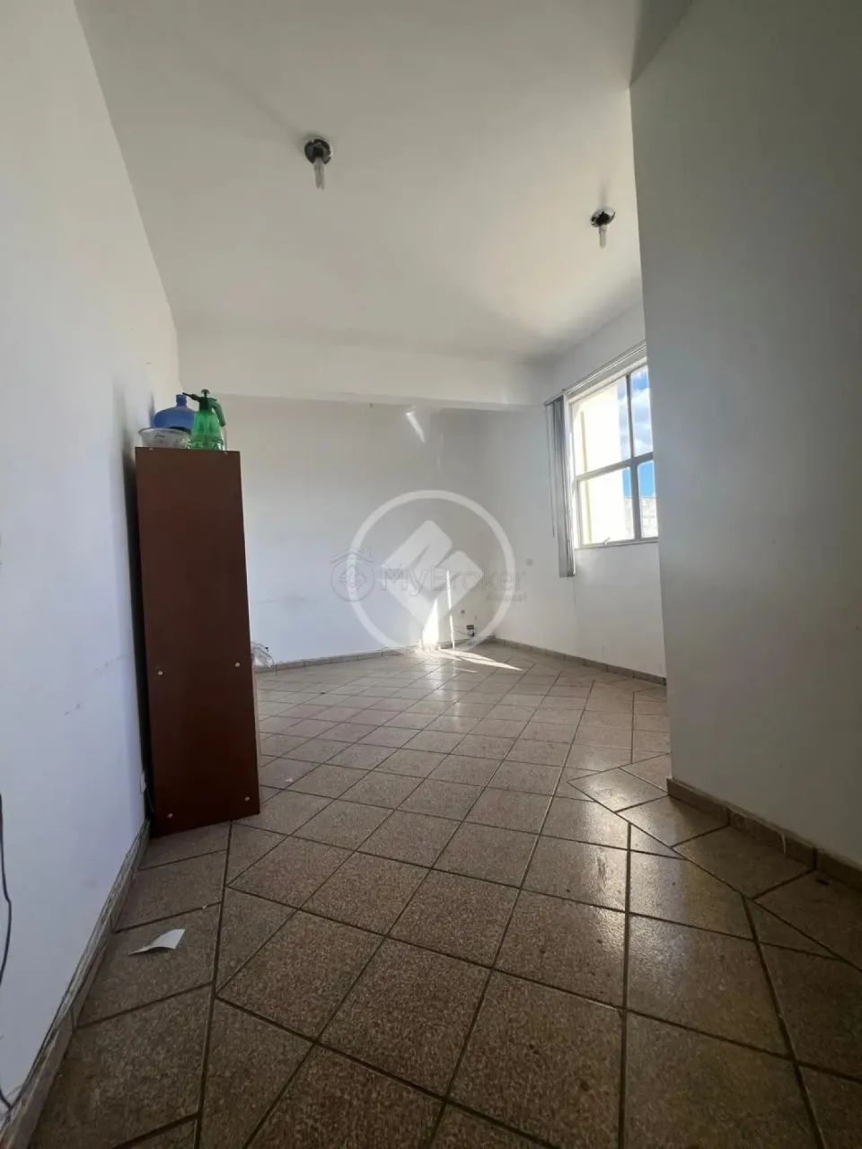 Sala Comercial - Setor dos Funcionários - Foto 4