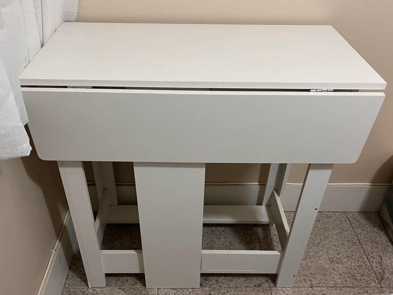 Mesa dobrável/aparador - 2 em 1 compacto  - Foto 2