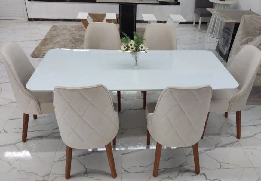 Conjunto Mesa e Cadeiras L.U.X.O - 100% Madeira