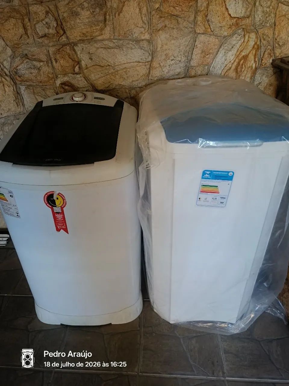 Vendo essas máquinas tanquinho. Uma Nova sem uso e a outra usada poucos meses.600 reais .