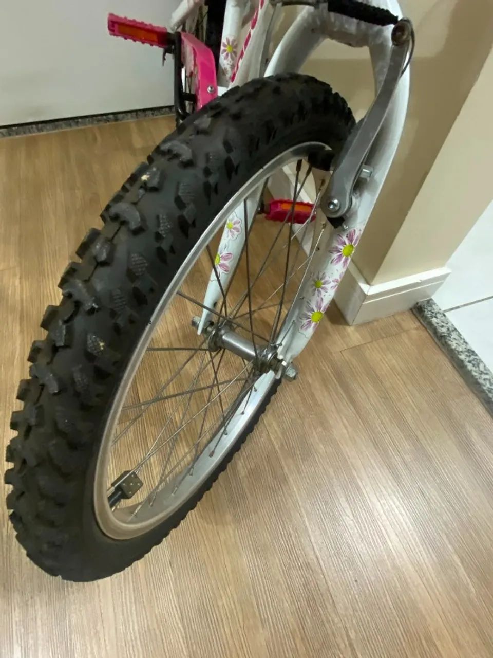 Bicicleta caloi ceci branca e rosa - Foto 3