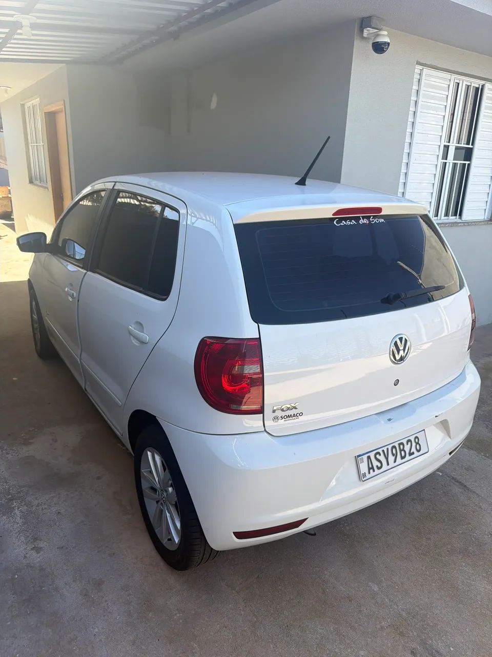 Volkswagen Fox 1.0 MI Total Flex 8V 5P 2011 - Foto 2