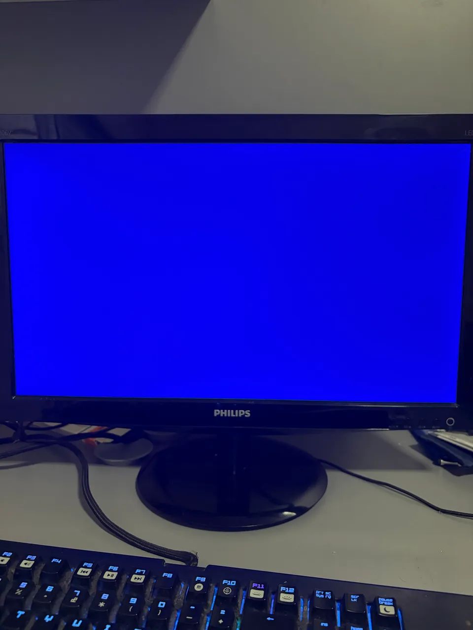 Monitor Philips 20? LED - 206V3L - DVI + VGA - Foto 5
