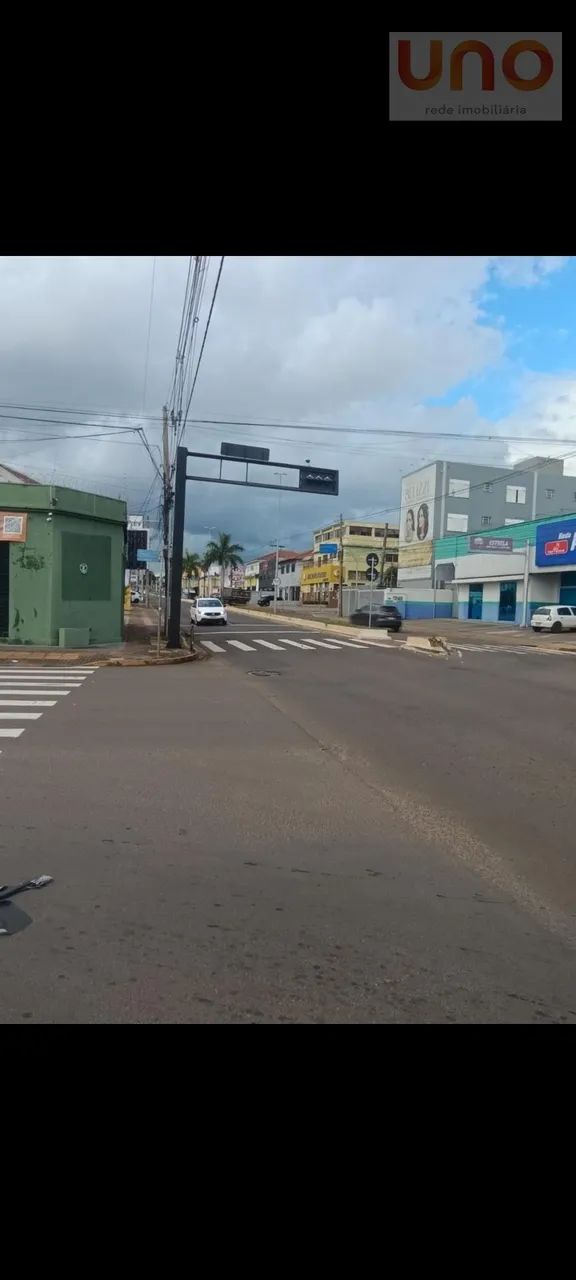 Imóvel de 418m² na esquina com a Av. Eduardo Elias Zahran - Foto 2