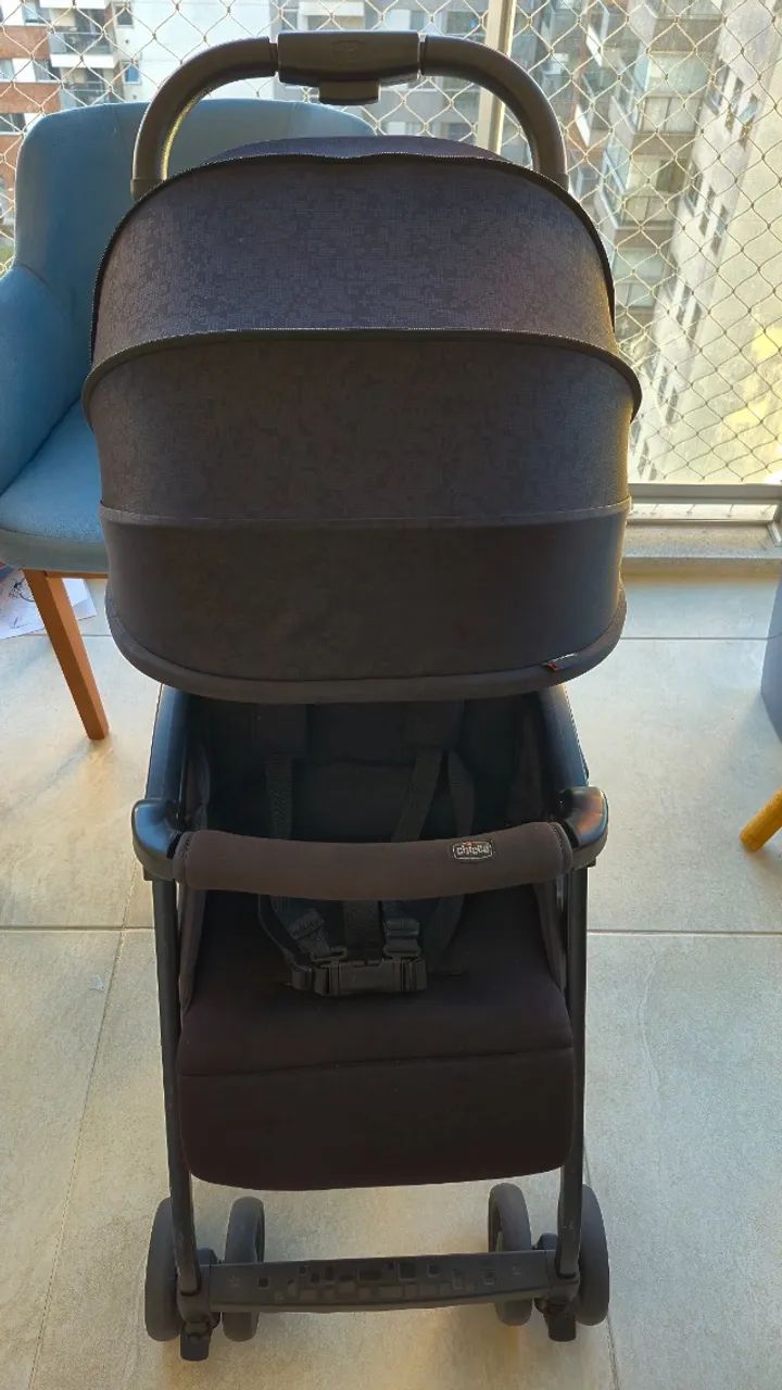 Carrinho de Bebê - Chicco - Ohlalà - De 0 à 15kg - Preto - Foto 4