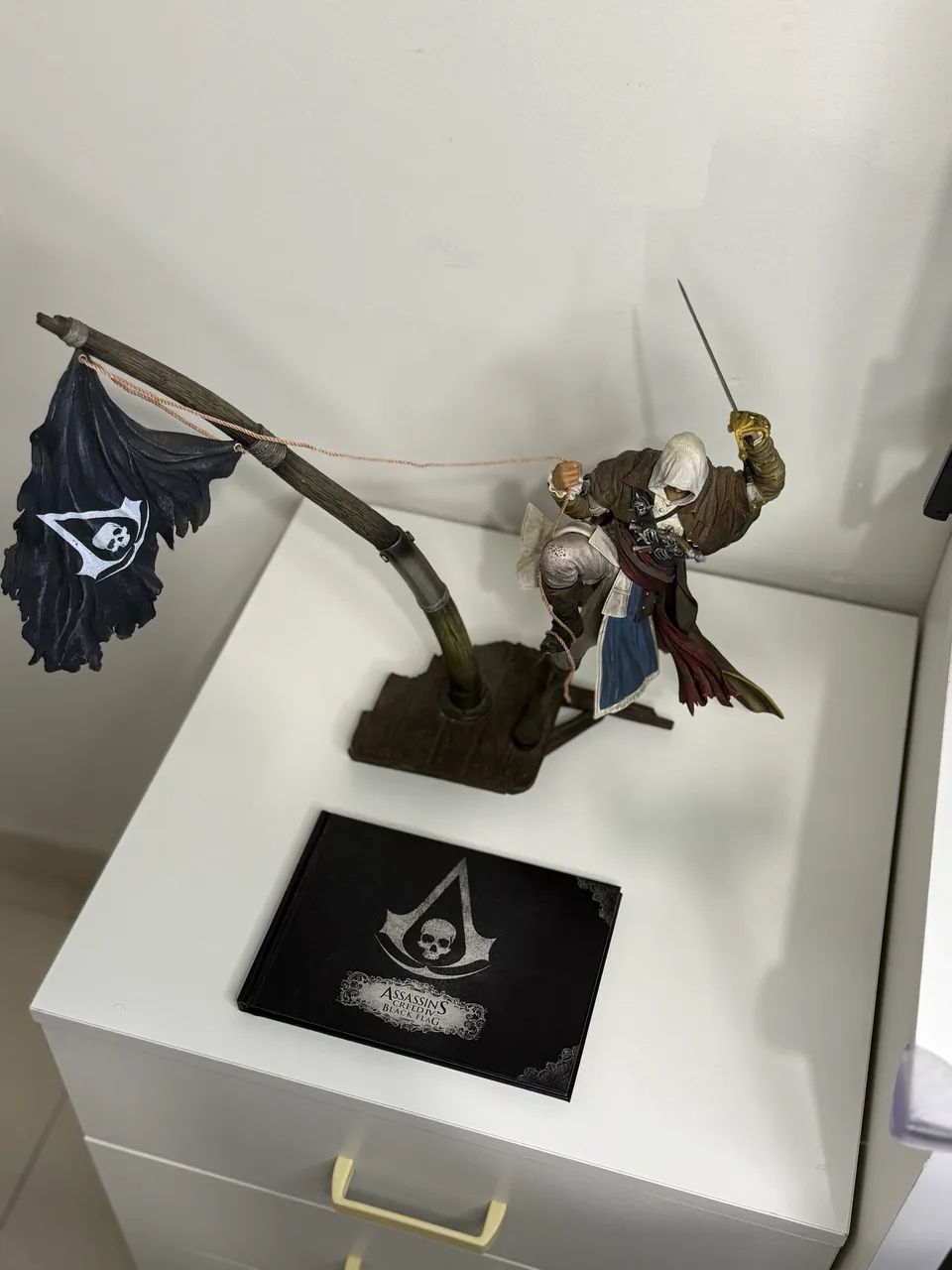 Estátua Edward Kenway - Assassin?s Creed IV Black Flag - Foto 2