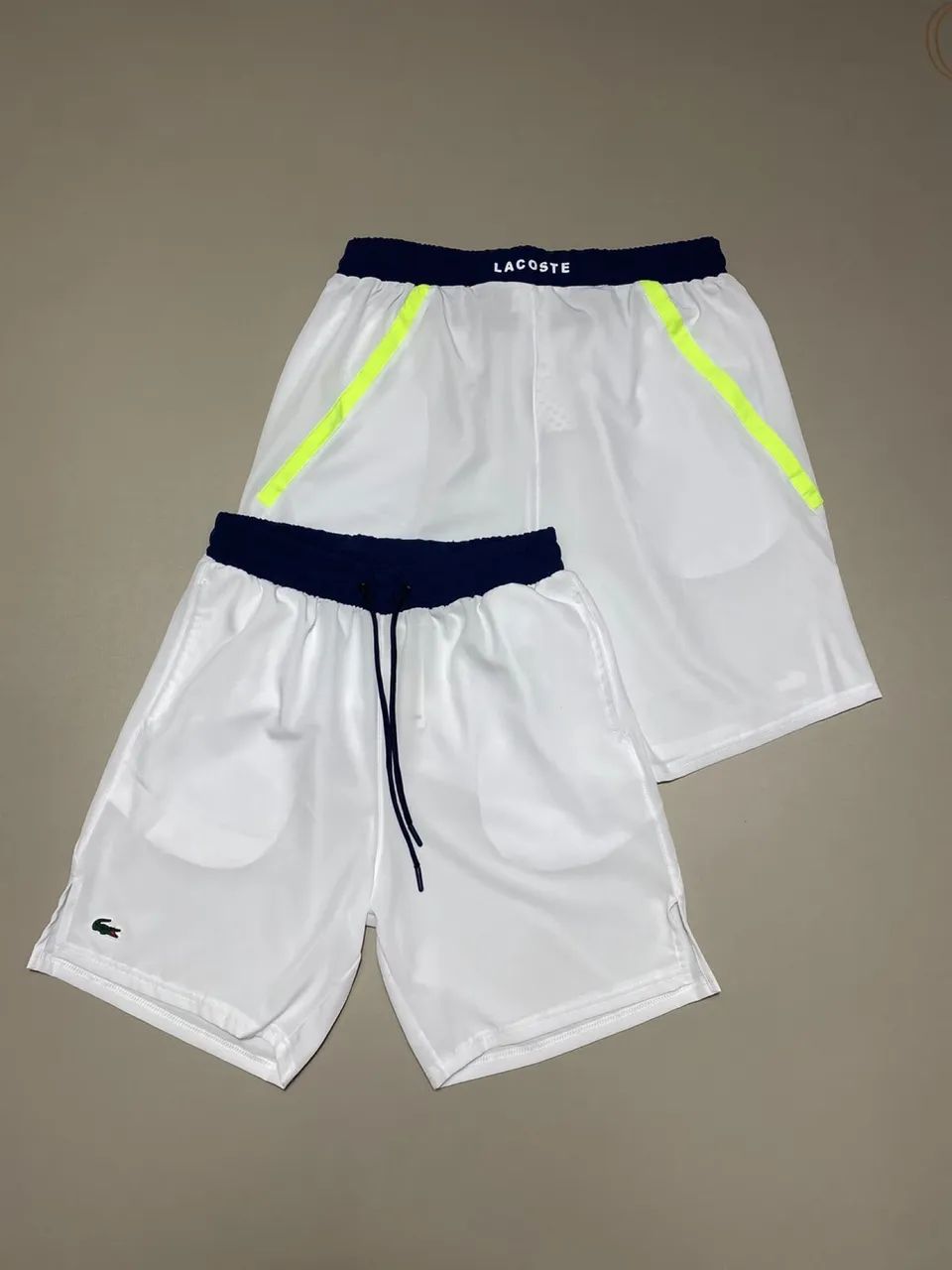 Bermuda Tactel Branco/Azul Marinho