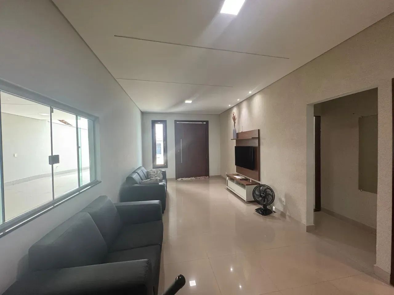 VENDE-SE CASA MODERNA COM 3 SUÍTES - Foto 4