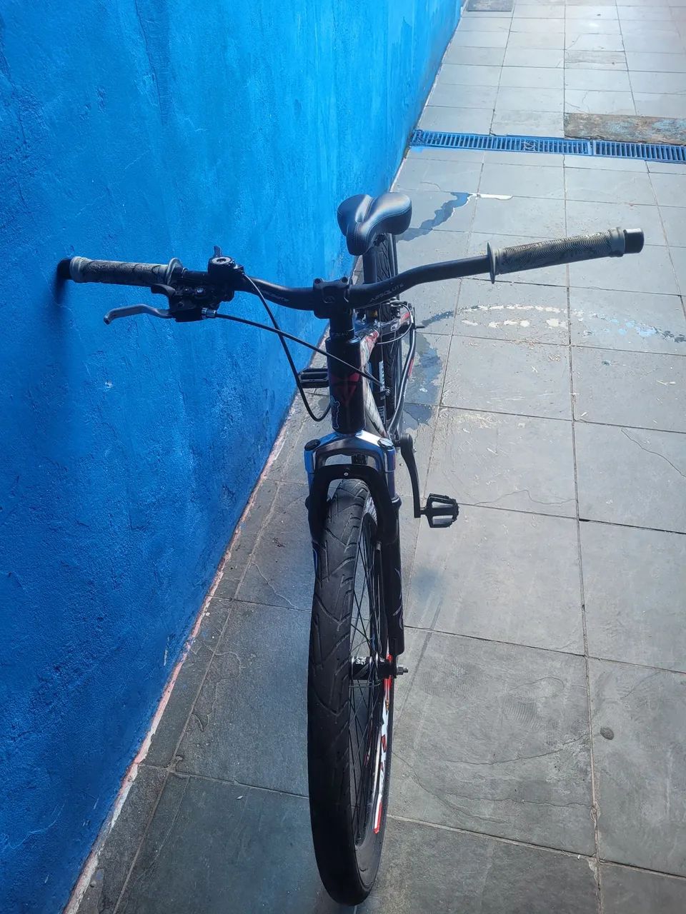 Bicicleta moderna quadro reforçado - Foto 4