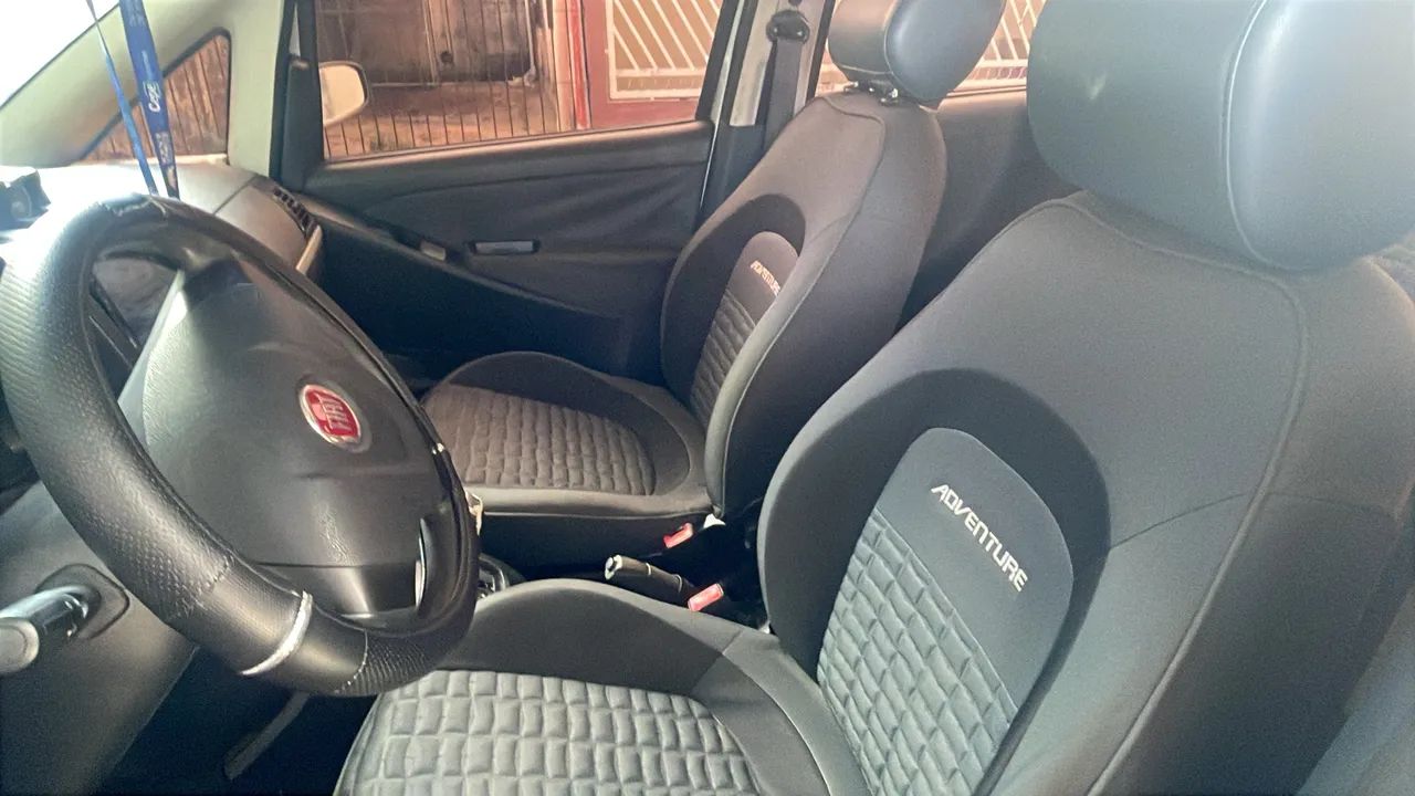 Fiat Idea Adv./ Adv.lock.dualogic 1.8 Flex 5P 2013 - Foto 2
