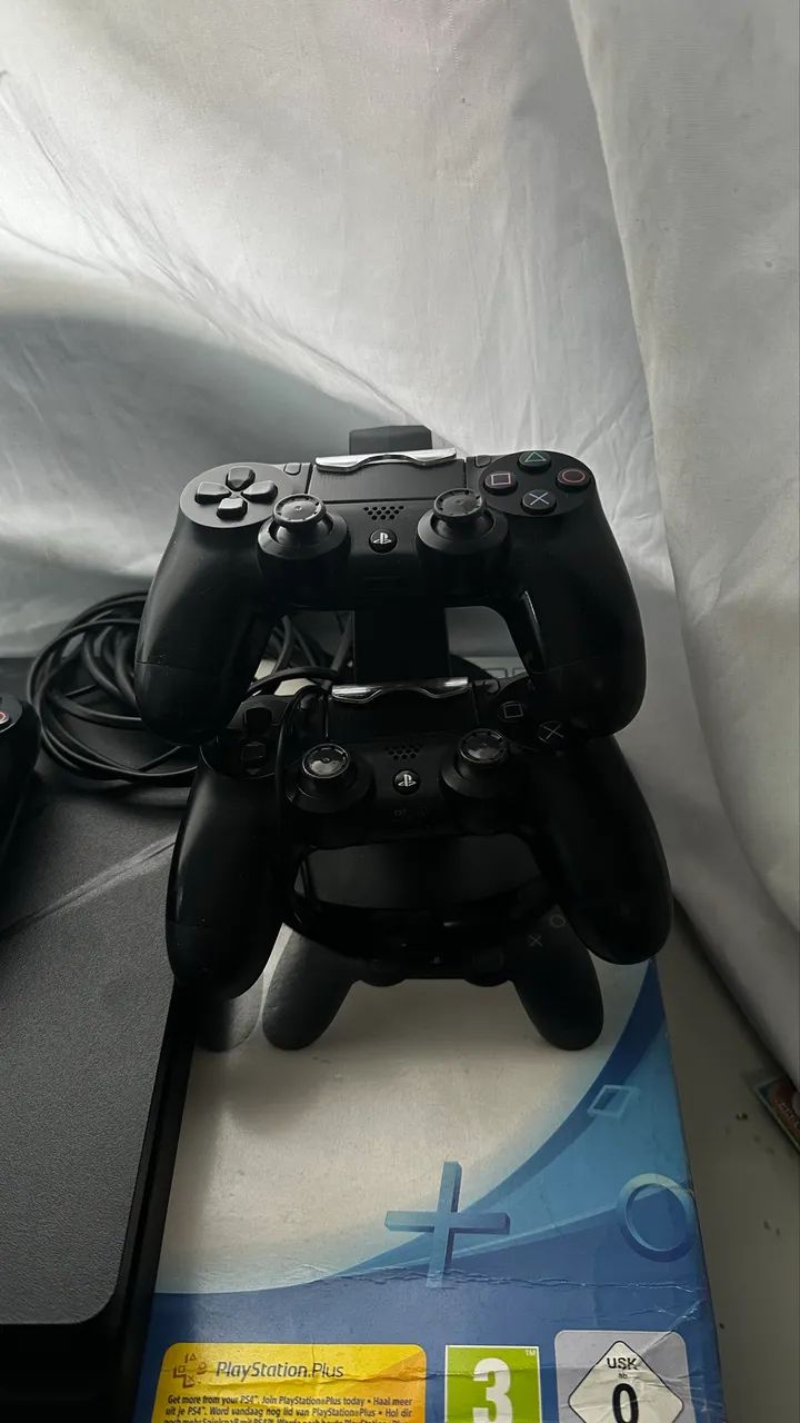 PlayStation 4 slim 1T - Foto 2