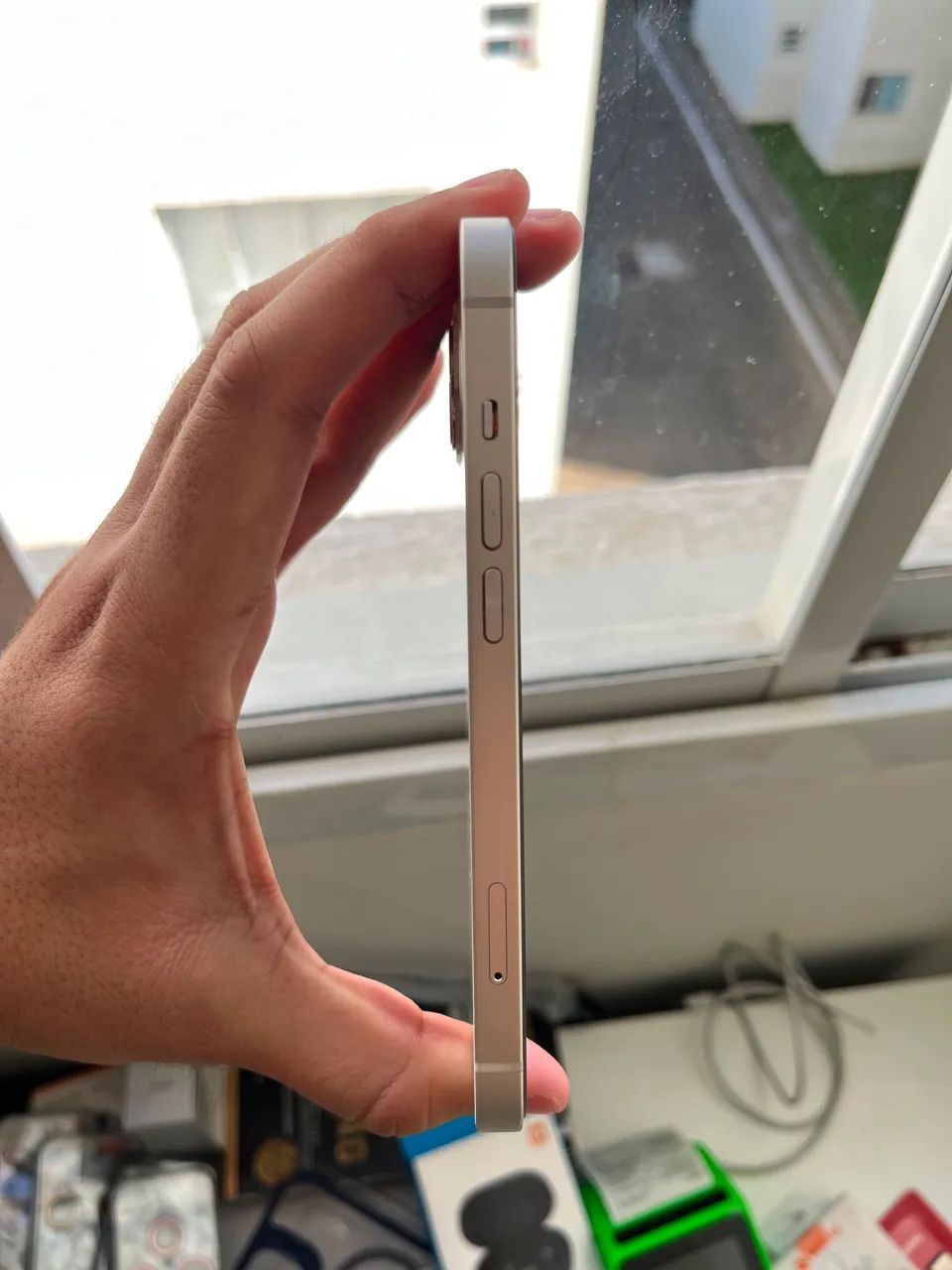 iPhone 13 128GB Branco  - Foto 3