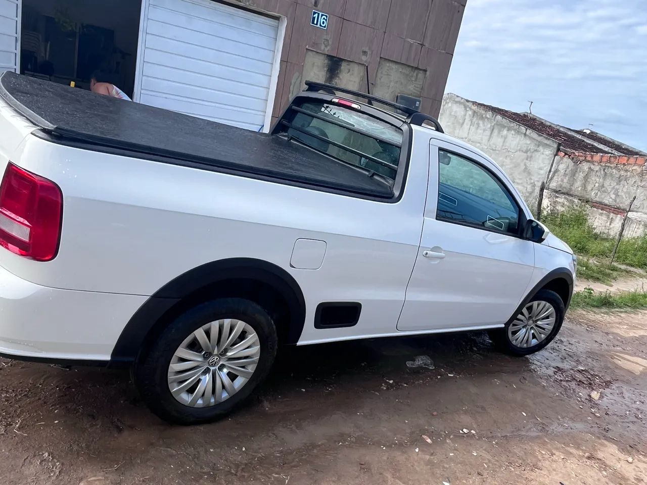 Volkswagen Saveiro Robust 1.6 Total Flex 16V 2023 - Foto 2