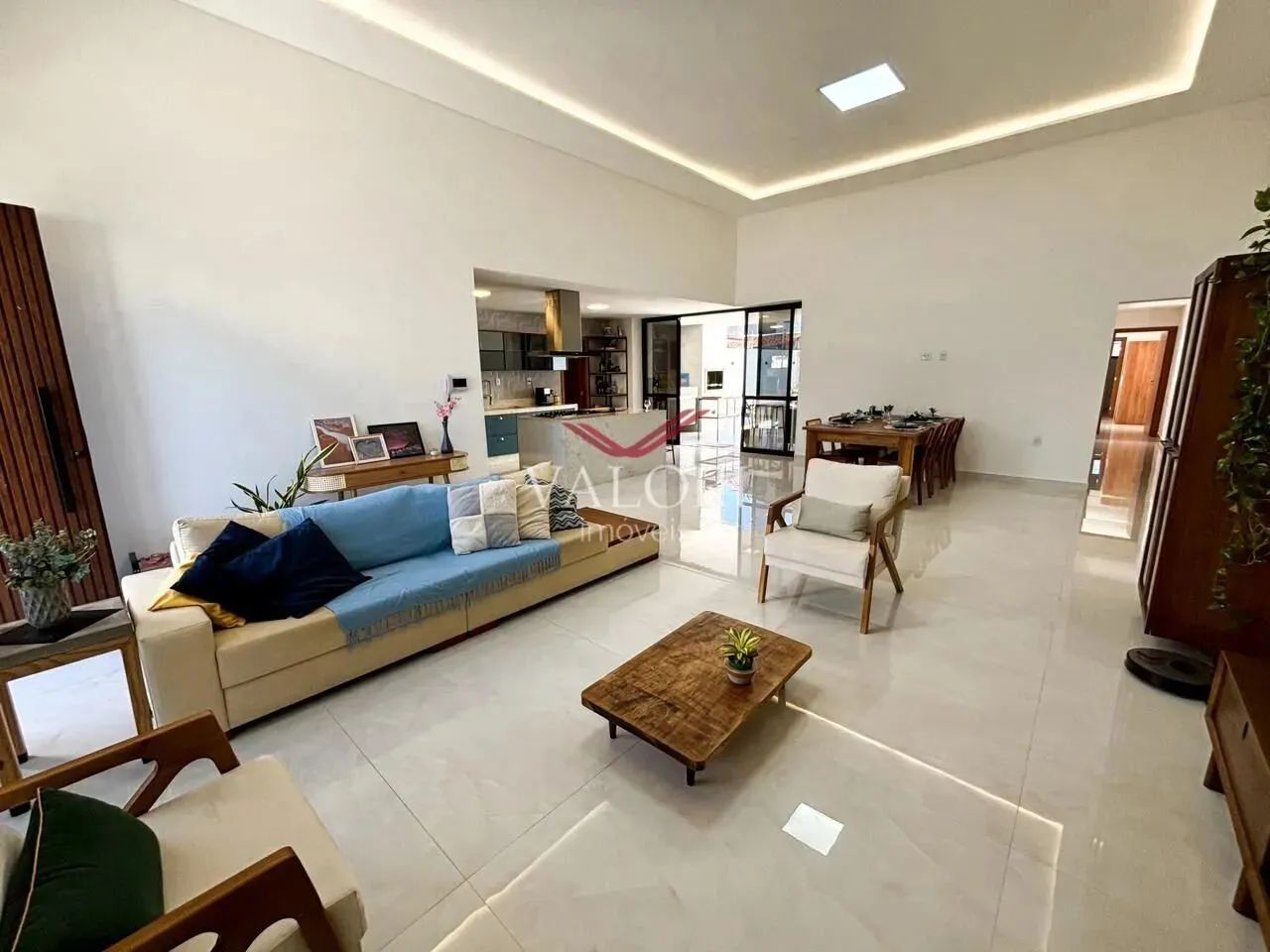 Casa em Interlagos, 3 quartos, área gourmet com piscina. - Foto 4
