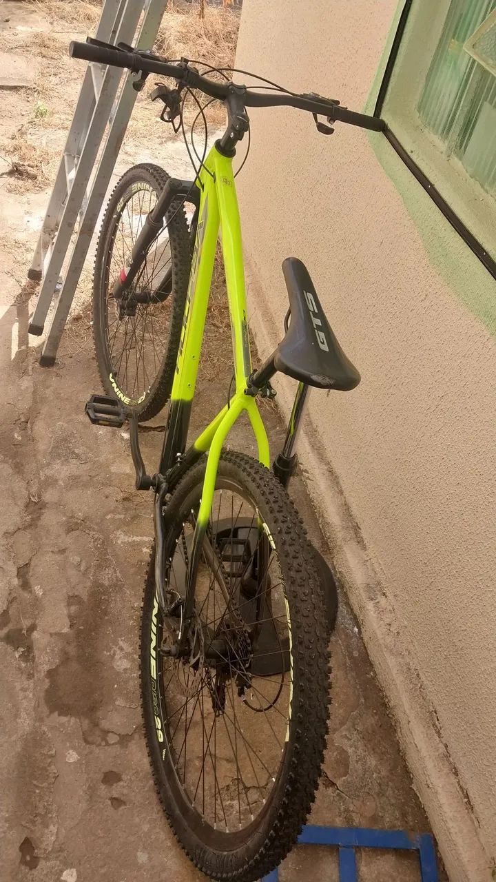 Vende-se Bicicleta Aro 29  - Foto 3