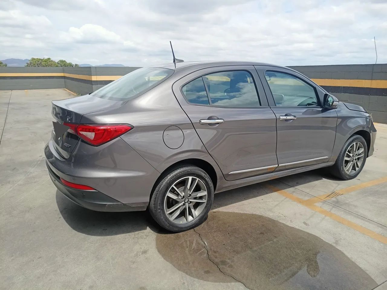 Fiat Cronos Precision 1.3 16V Flex Aut. 2024 - Foto 4