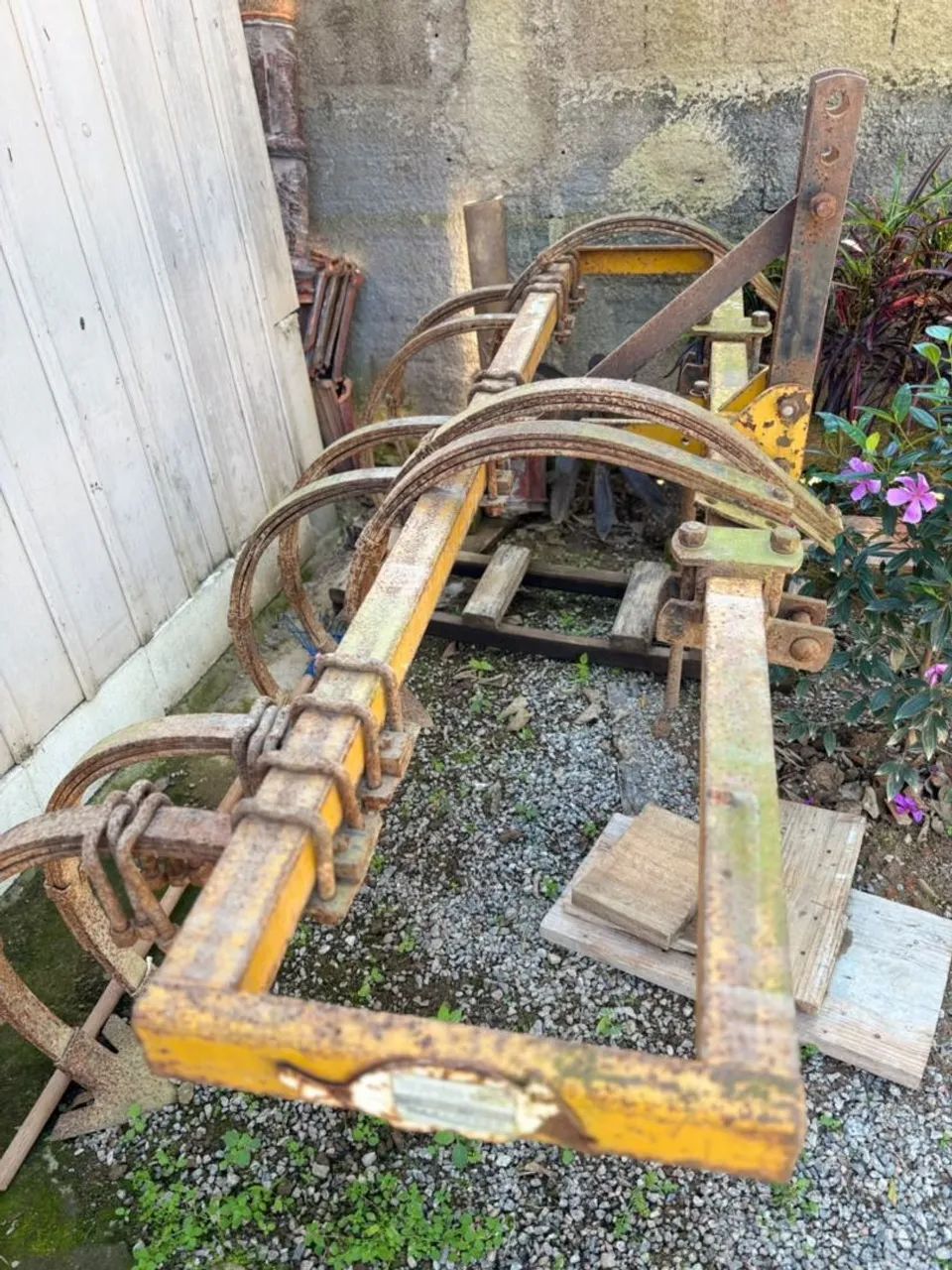 Vende se capinadeira  - Foto 2