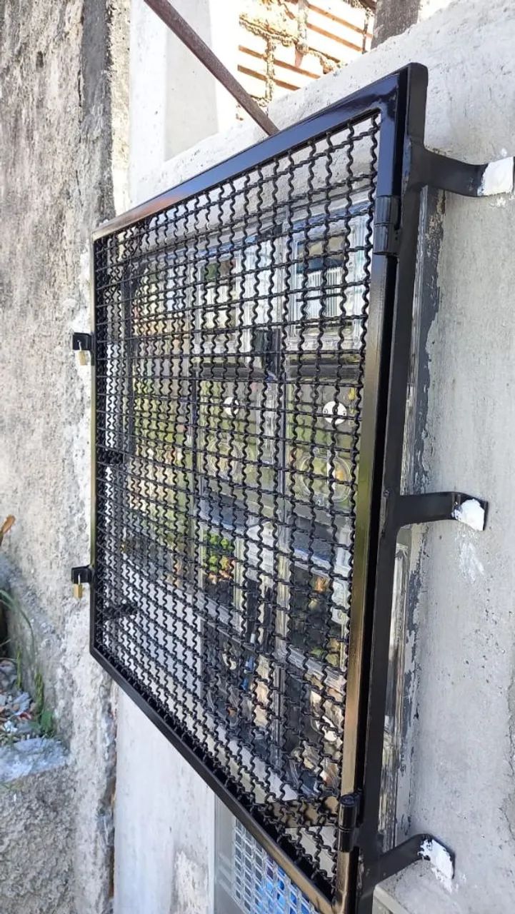 Grades para relógio da Copel anti furto. - Foto 4
