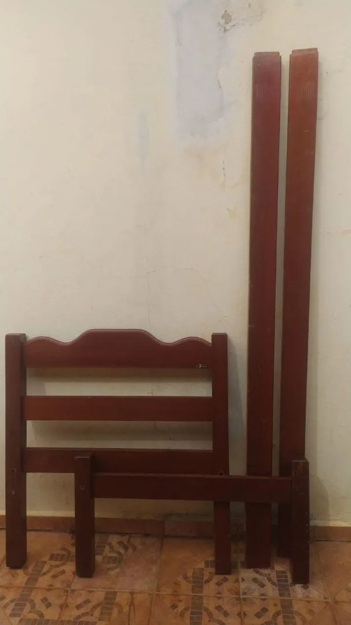 Cama de Solteiro em madeira maciça - Foto 2