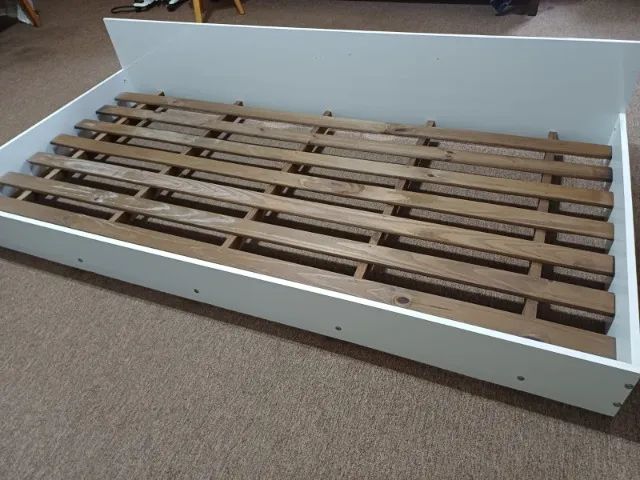 cama baixa, de solteiro com 2 colchões - Foto 5