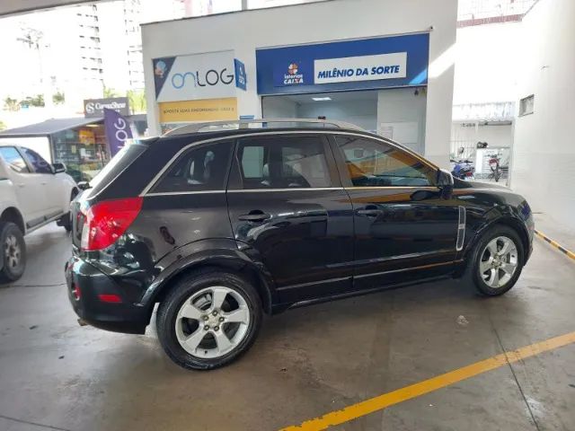 Captiva 53 mil Km rodados. Blindada. Teto Solar, Muito nova. Extra! Luxo Total, Conforto.