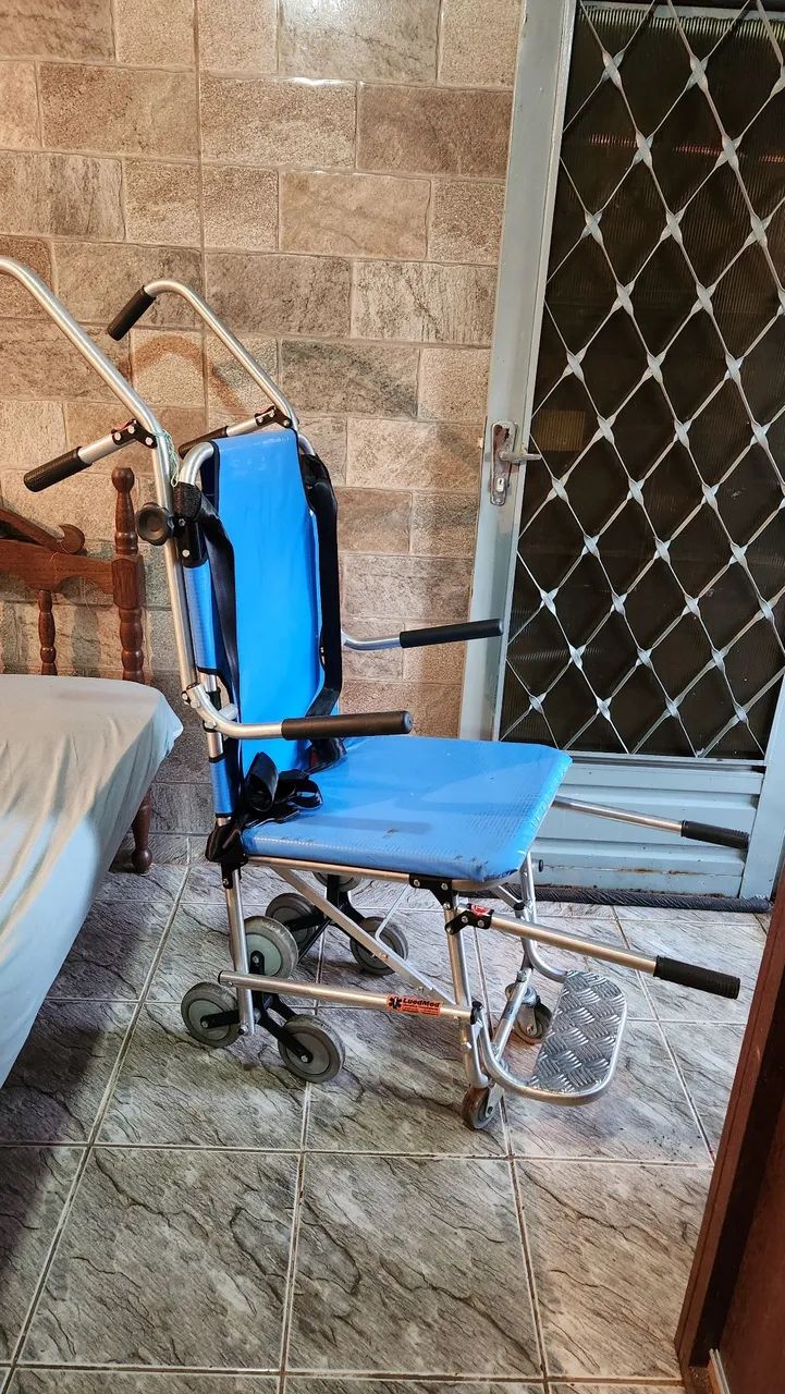 Cadeira de acesso a Escada - Foto 3