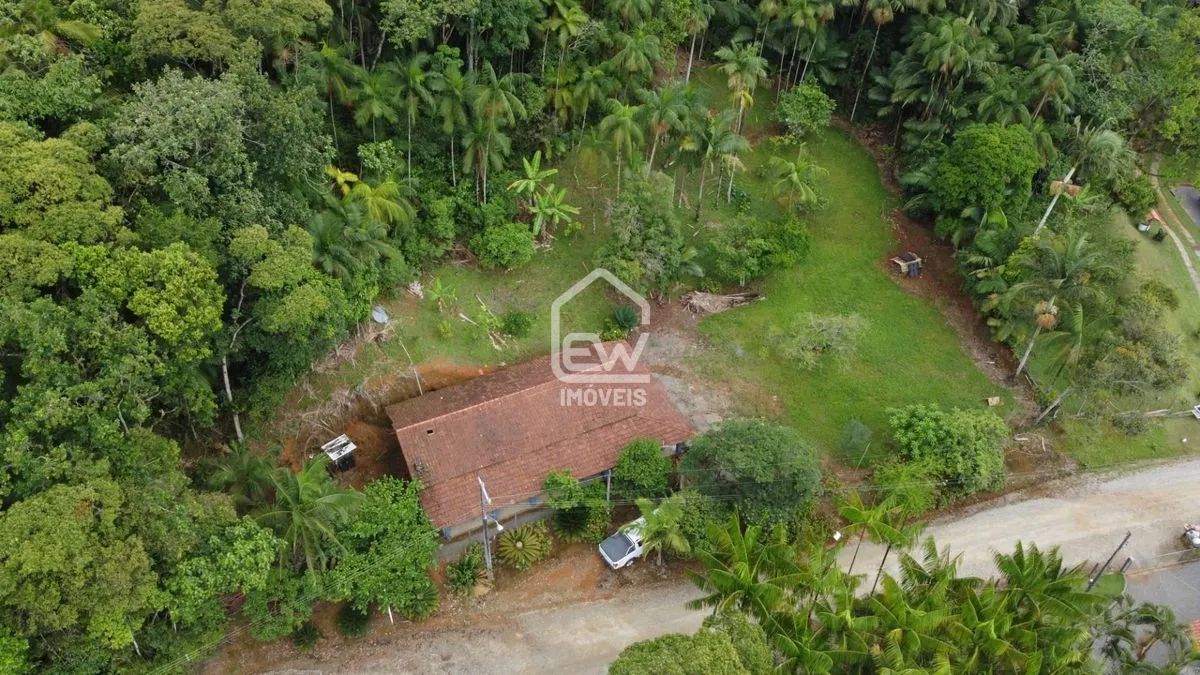 Chácara com Área Total de 10.000m² em Guaramirim, SC