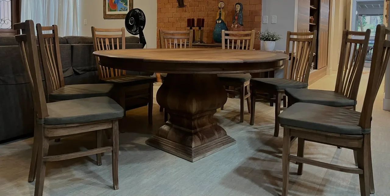 Mesa madeira maciça com cadeiras - Foto 2