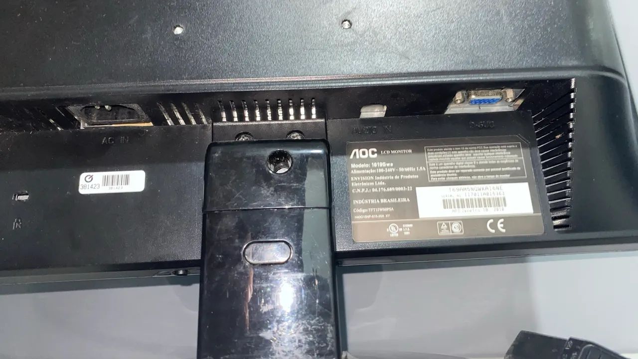 Monitor AOC 15,6? Funcionando tudo + Cabos - Foto 4