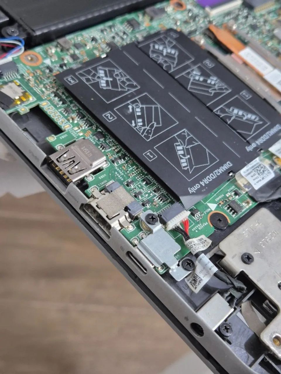 Notebook Dell i7-6500U - no estado - Foto 4