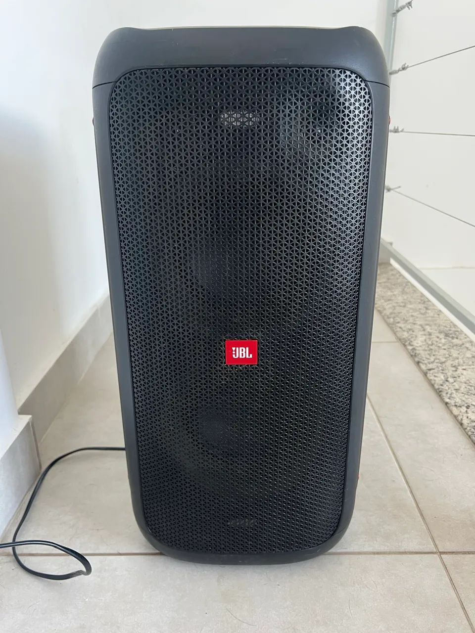 JBL 100