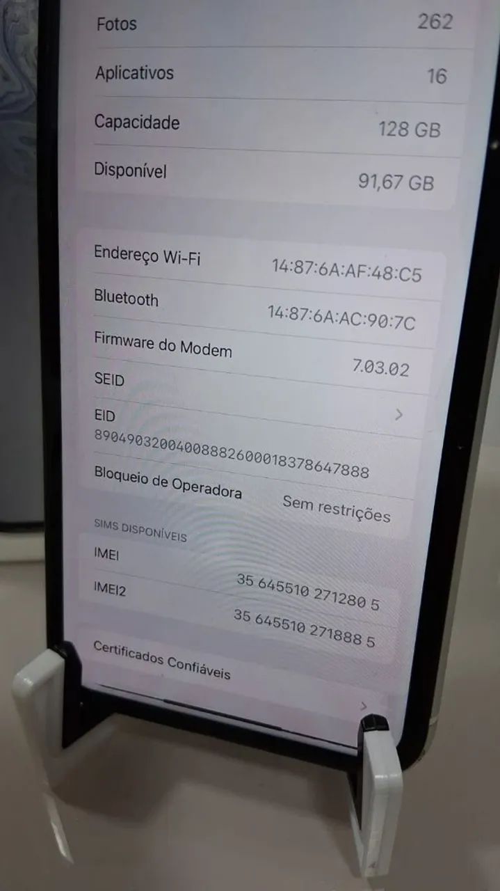 iPhone XR Branco 128 GB  - Foto 4
