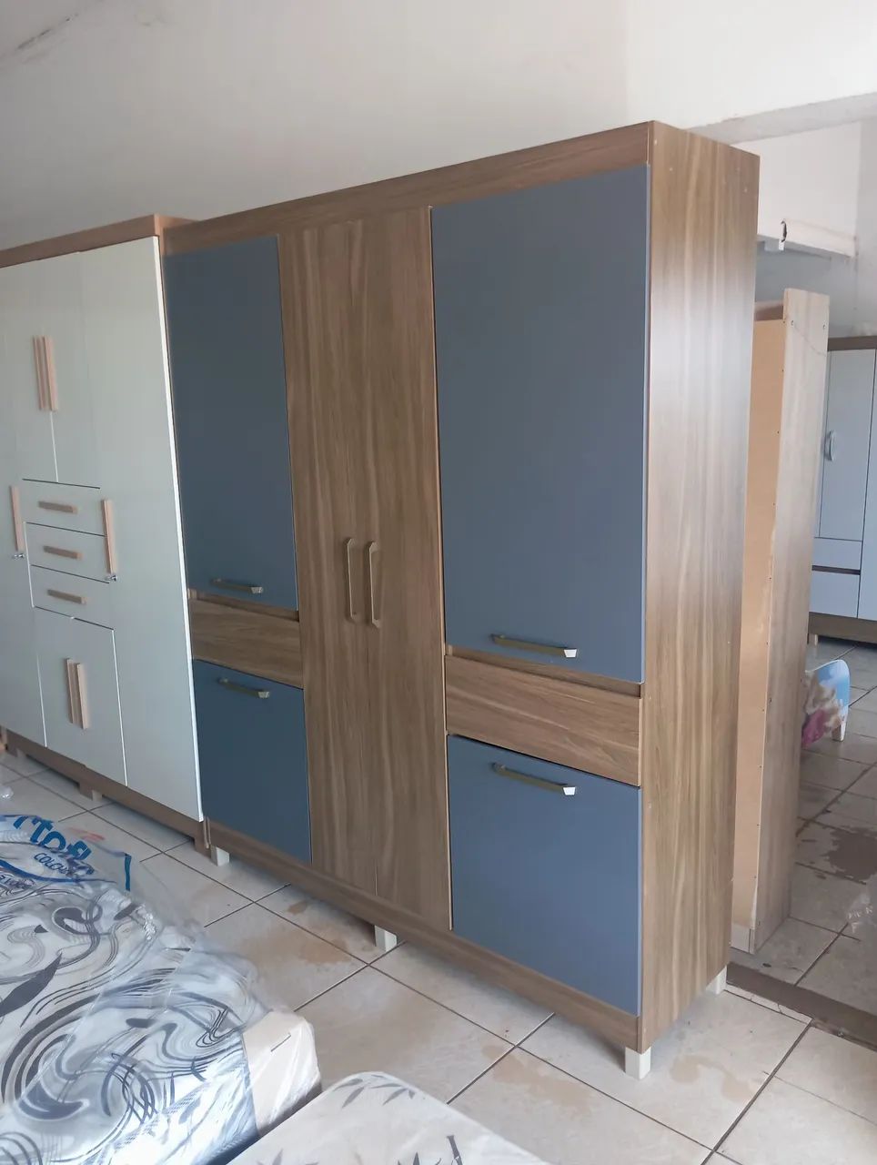 Guarda roupa novo em oferta  - Foto 2