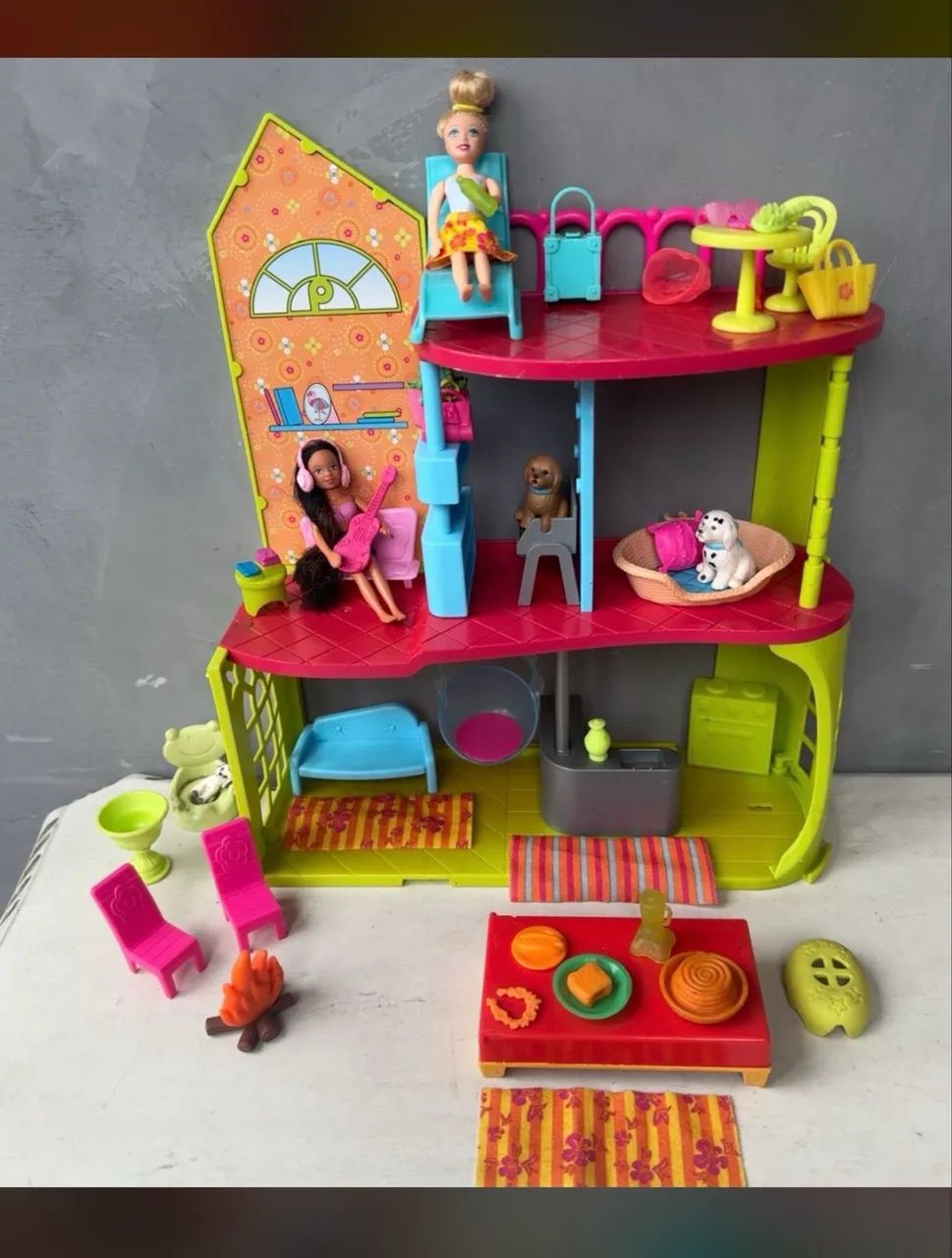 casinha da polly com vários acessórios  - Foto 5