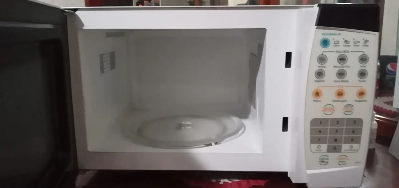 Micro-ondas Electrolux 23 litros conservadissimo - Foto 4