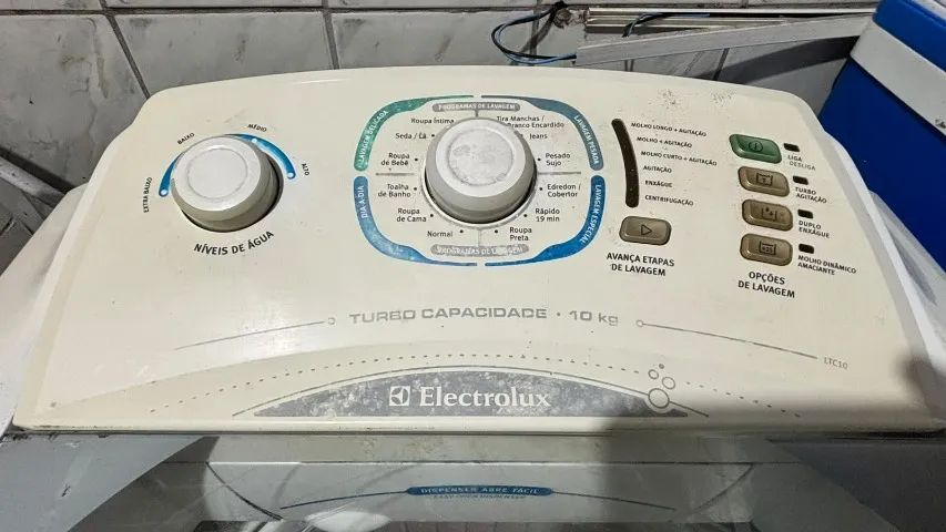 Máquina de lavar roupas Electrolux 10kg