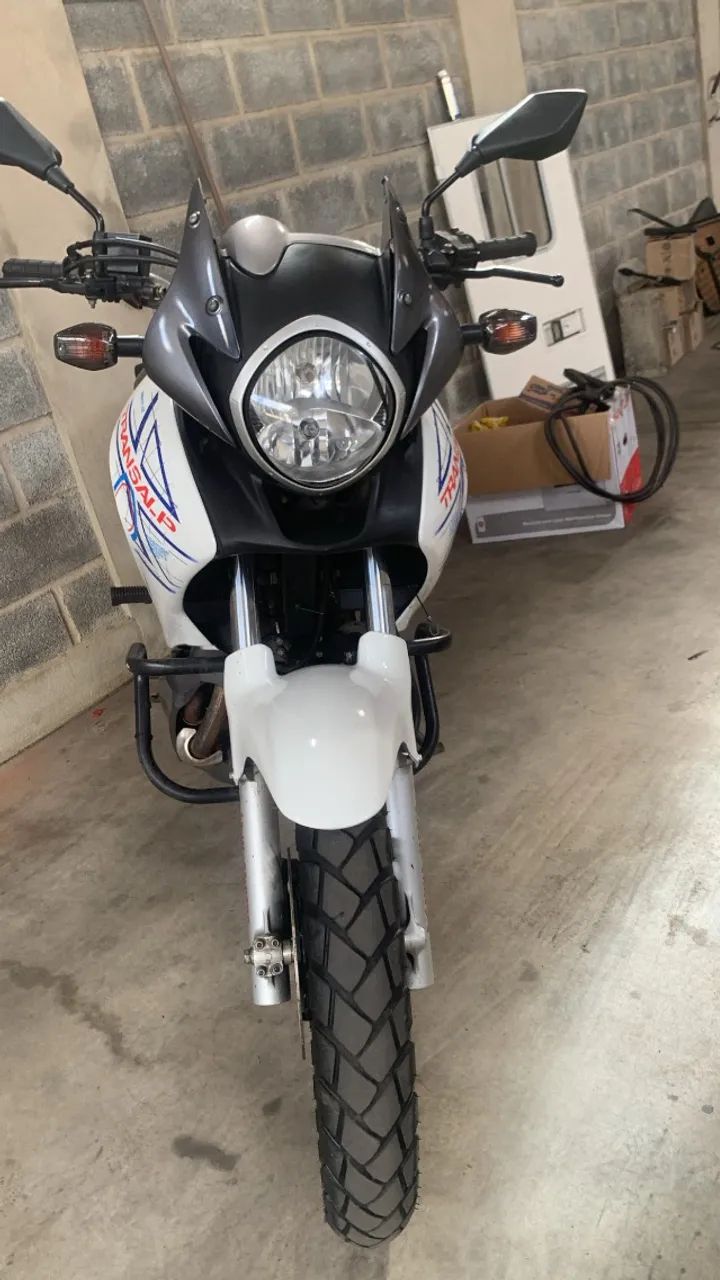 Honda Transalp 700 2012 - Foto 2