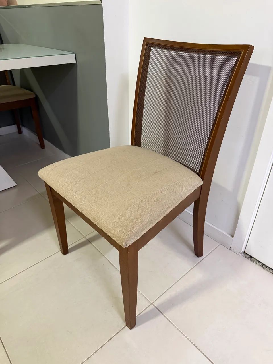 Mesa + Cadeiras - Sala de Jantar - Foto 3