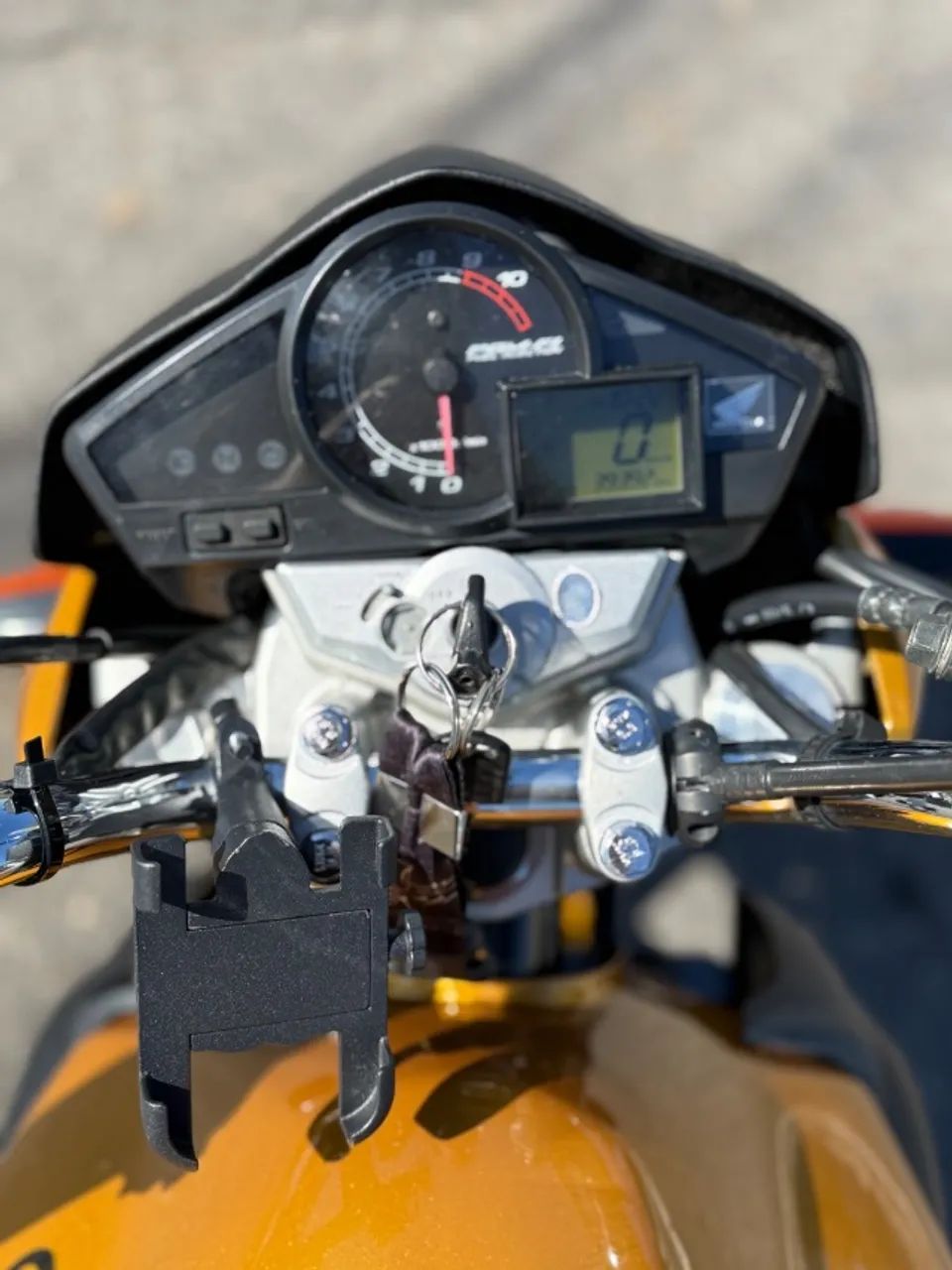 CB 300R - 2010 - Foto 3