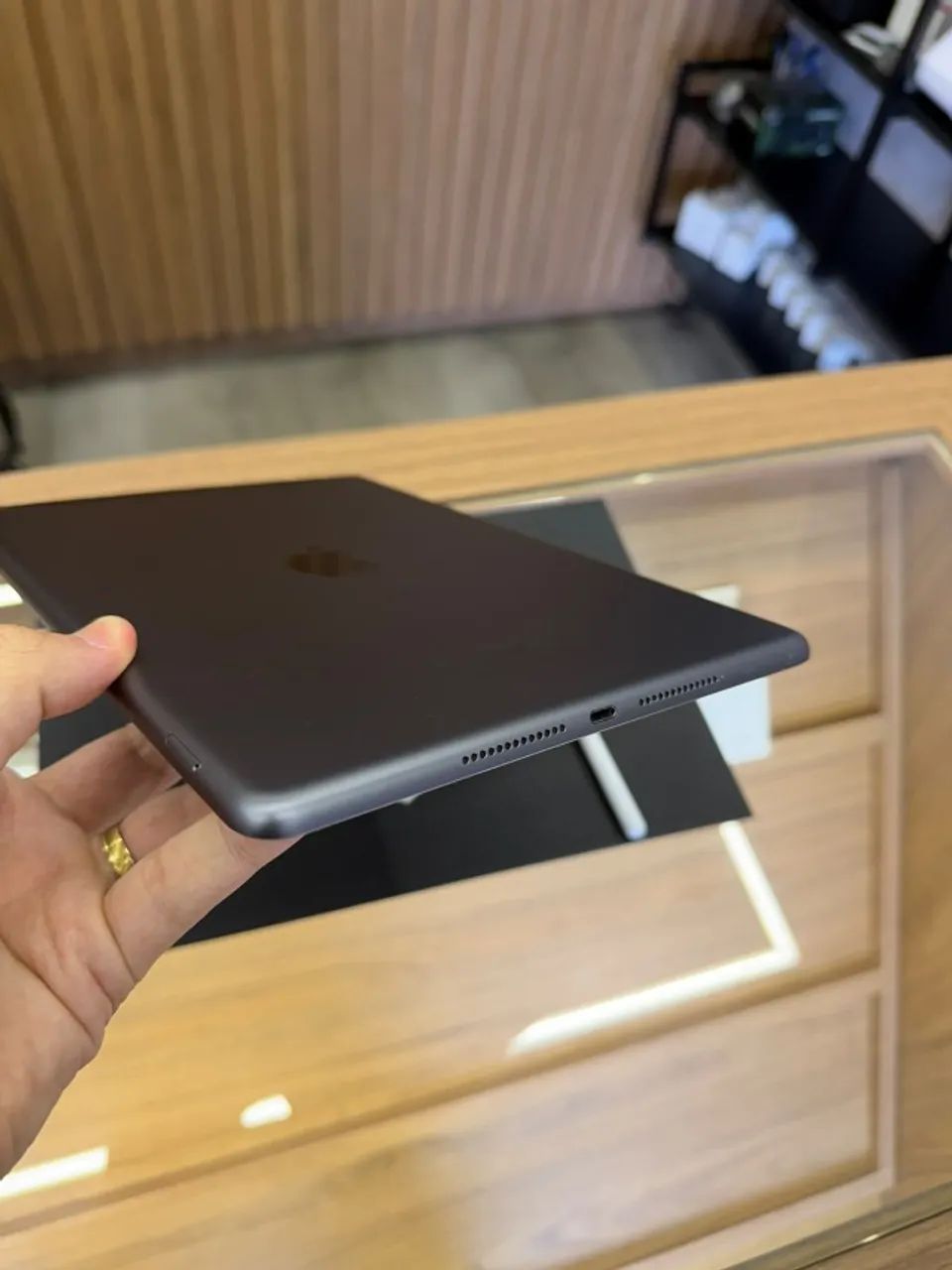 iPad 9 64gb WiFi + cell com caneta touch - Foto 2