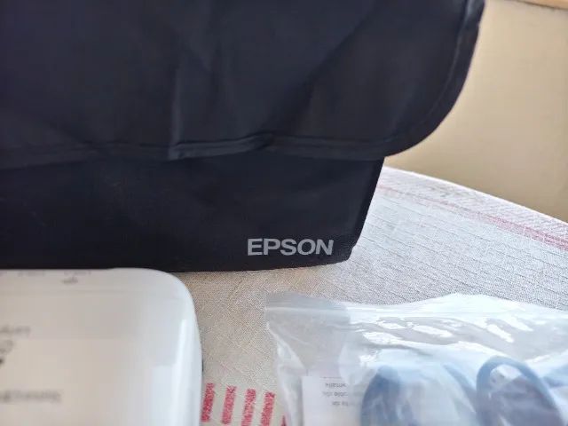 Projetor Epson PowerLite x36+ em estado de novo.  - Foto 5