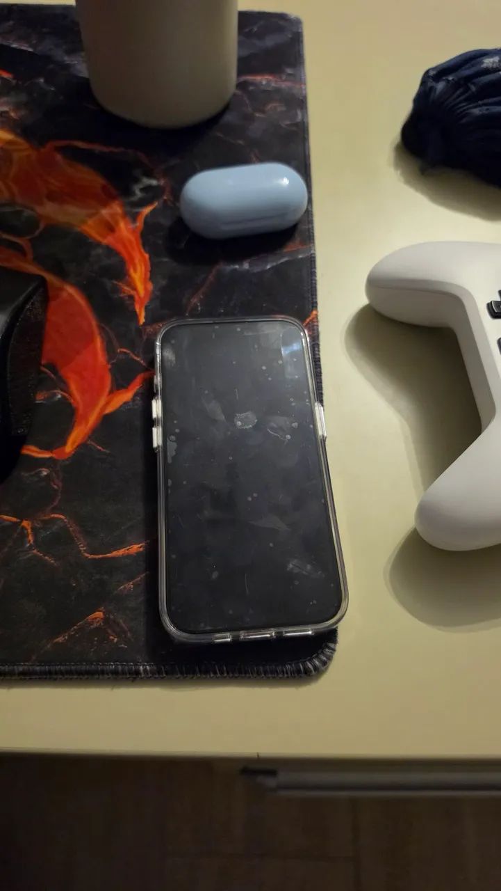 Iphone 15 Pro - 256GB - Foto 2