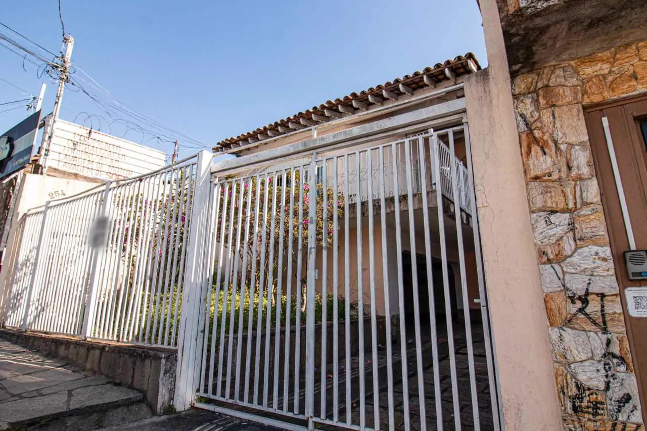 Casa comercial na Rua Centralina, 254  400 m² - Foto 2
