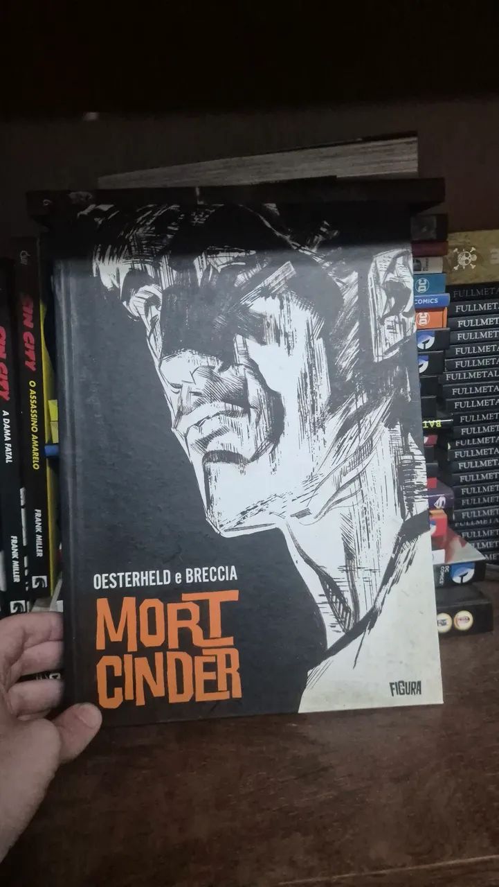 Mort Cinder