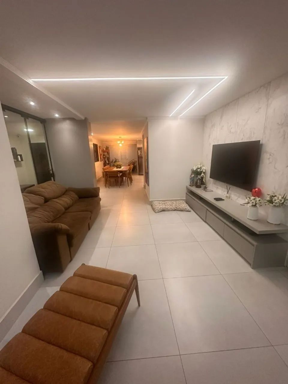 VENDO SOBRADO MODERNO 4 QUARTOS, 2 SUITES - Bairro Nobre - Foto 2